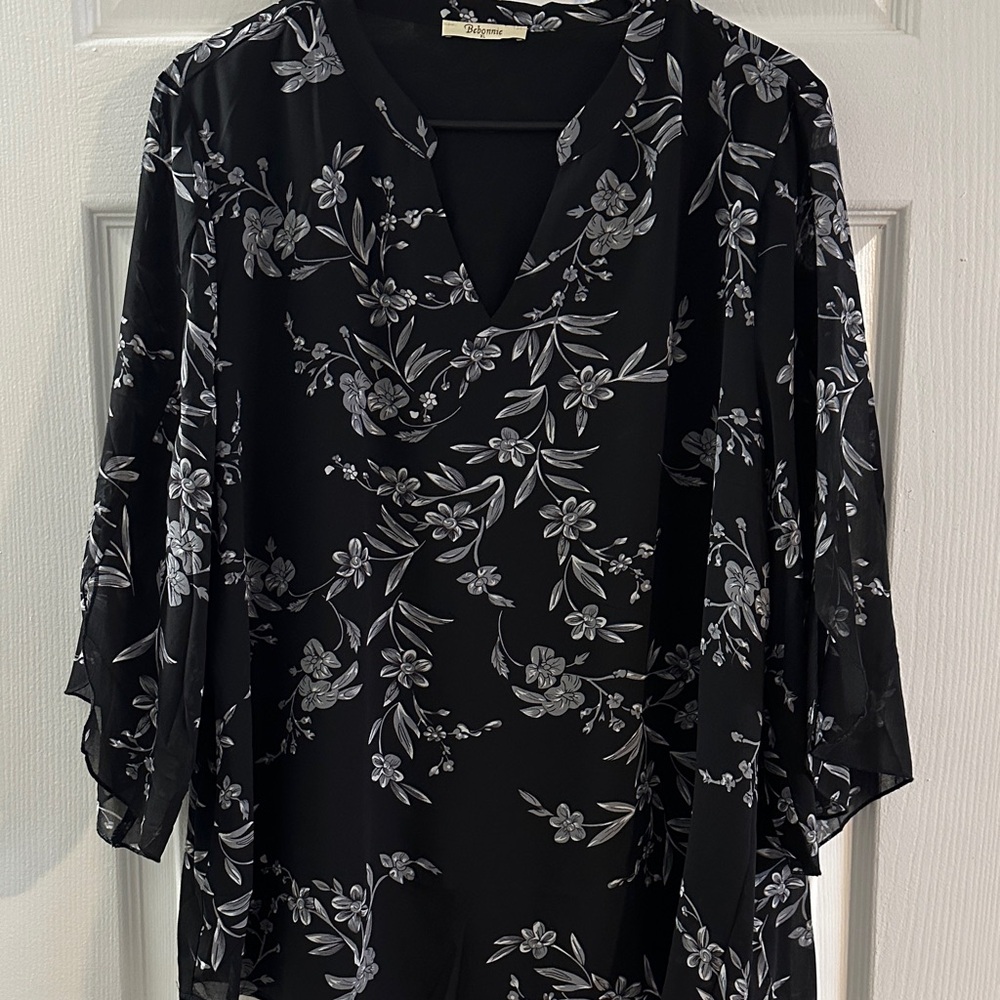Elegant Black and Gray Floral Blouse